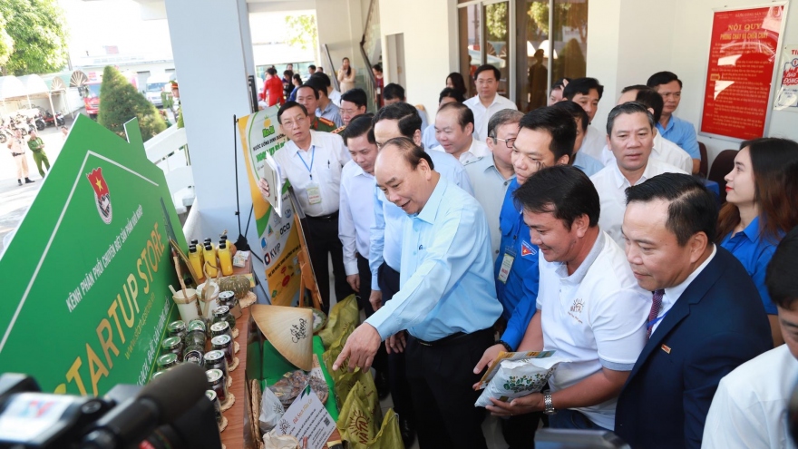 PM Phuc to host third dialogue with farmers