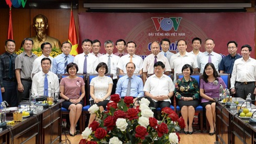 VOV hosts meeting with newly accredited Vietnamese ambassadors 
