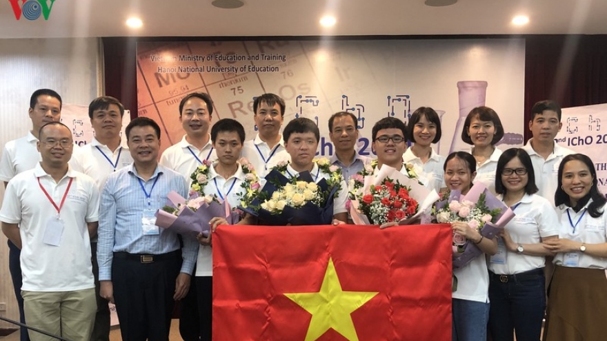 Vietnam wins four golds at International Chemistry Olympiad 2020