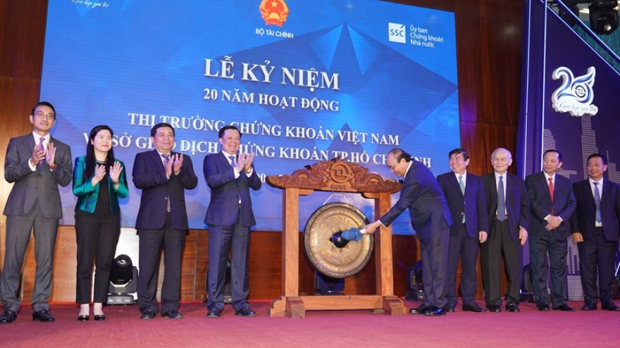 Vietnam stock market must eye emerging market target: PM