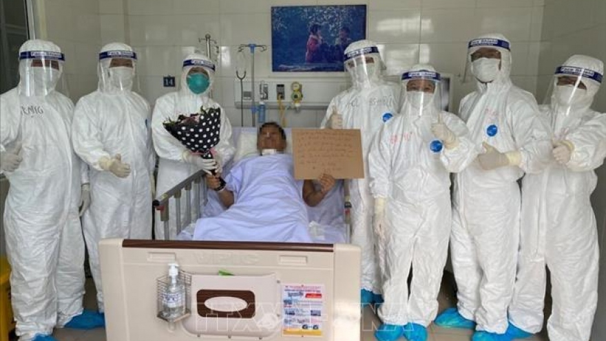 Four COVID-19 patients in Da Nang make full recovery