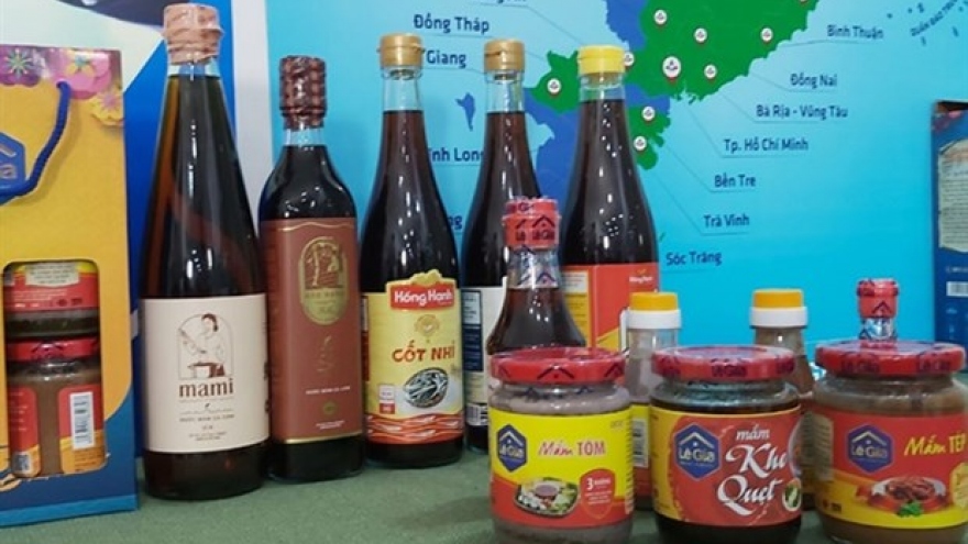 Traditional fish sauce exporters should focus on packaging: experts