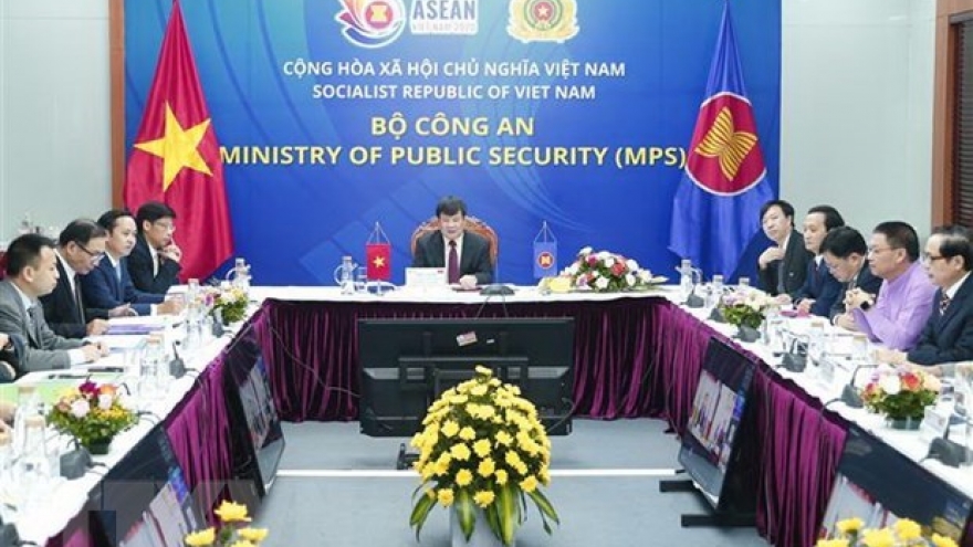 Vietnam calls for stronger ASEAN cooperation in transnational crime