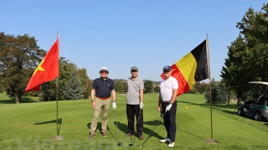 Belgian golf tournament raises funds for Vietnamese AO/Dioxin victims