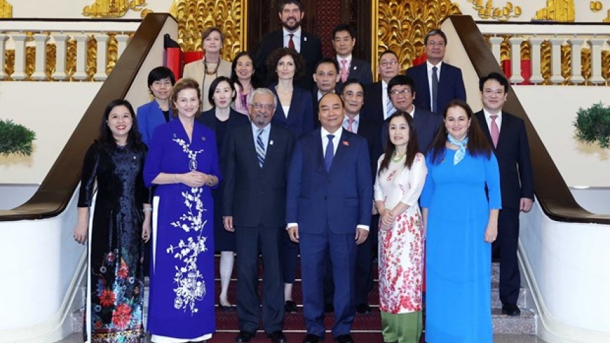 Government chief welcomes UN officials in Vietnam