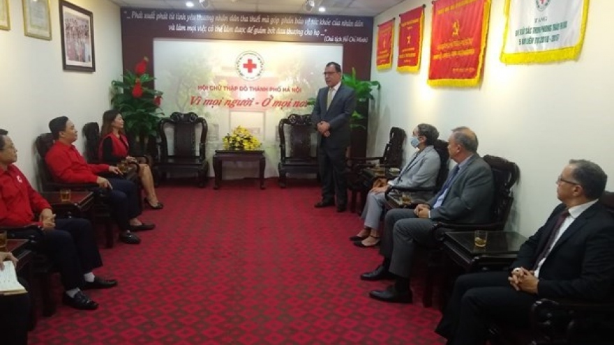 Ambassadors of Pacific Alliance support Vietnamese flood victims