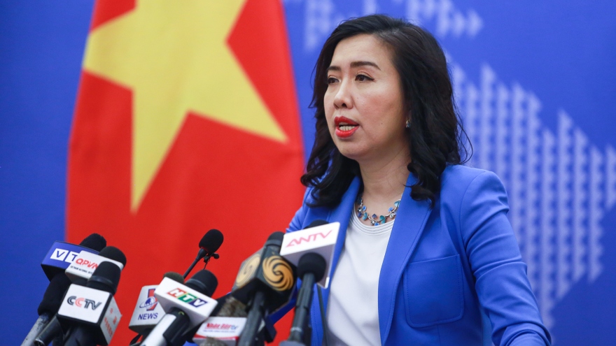 Vietnam opposes Chinese businesses operating on Paracel, Spratly islands