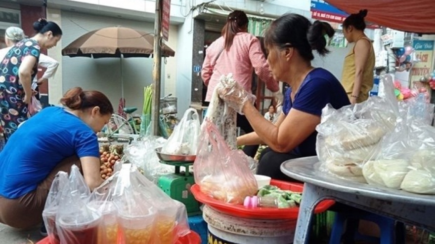 Despite campaign, Hanoi’s markets still flooded with plastic waste