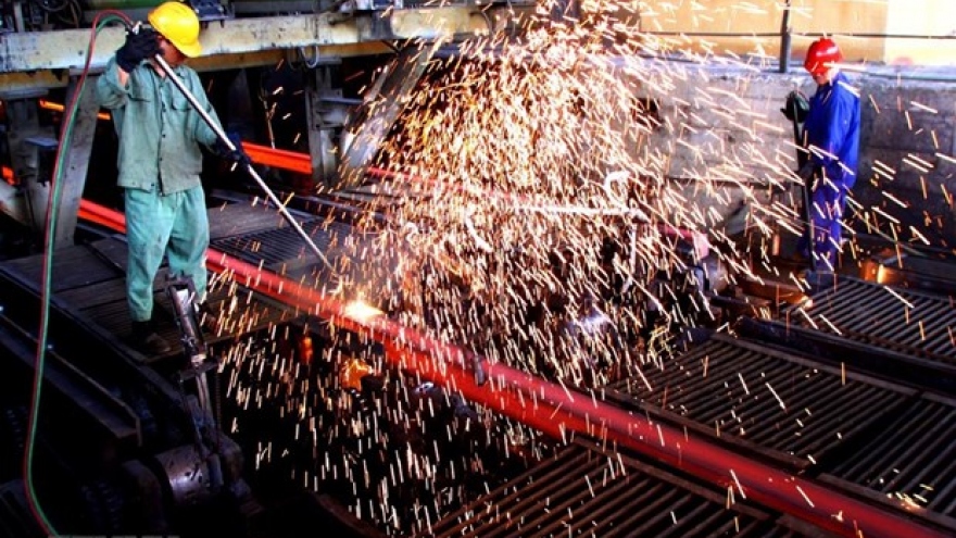 Positive signs for steel industry at year-end