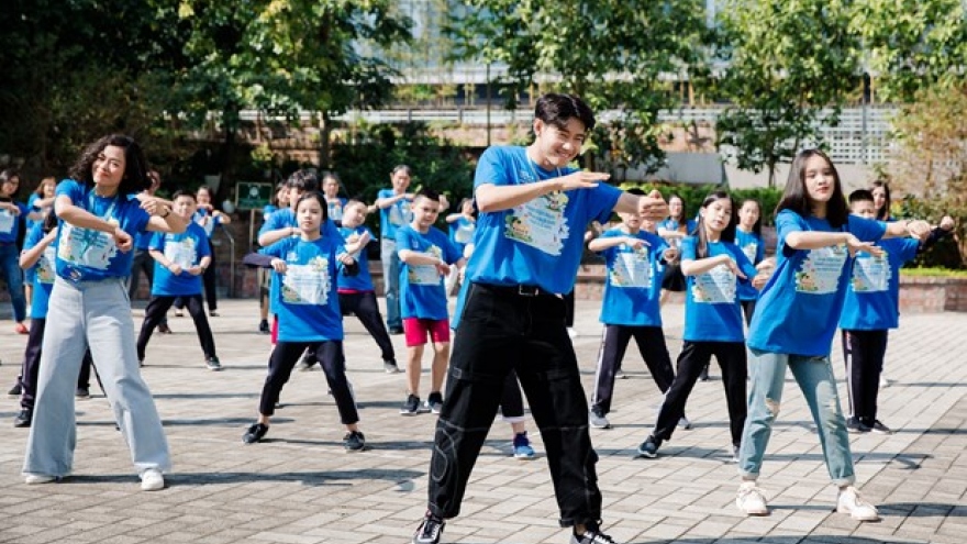 Dance challenge raises public awareness of environmental protection