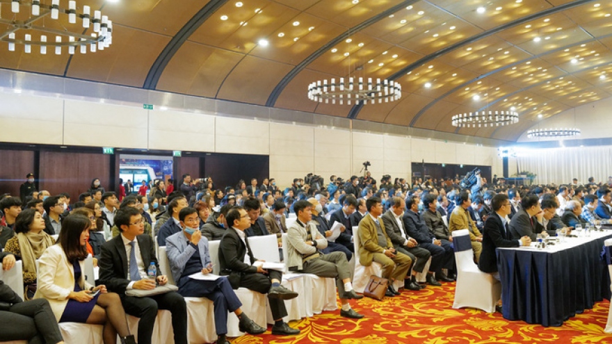 Hanoi hosts national forum on development of digital enterprises 