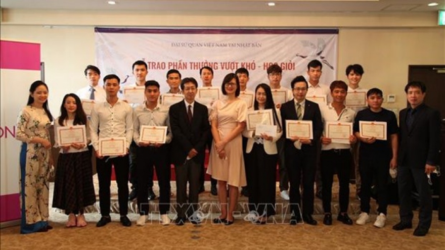 FemaLEAD – Vietnam Young Women Leadership project: “The sky is your limit!”