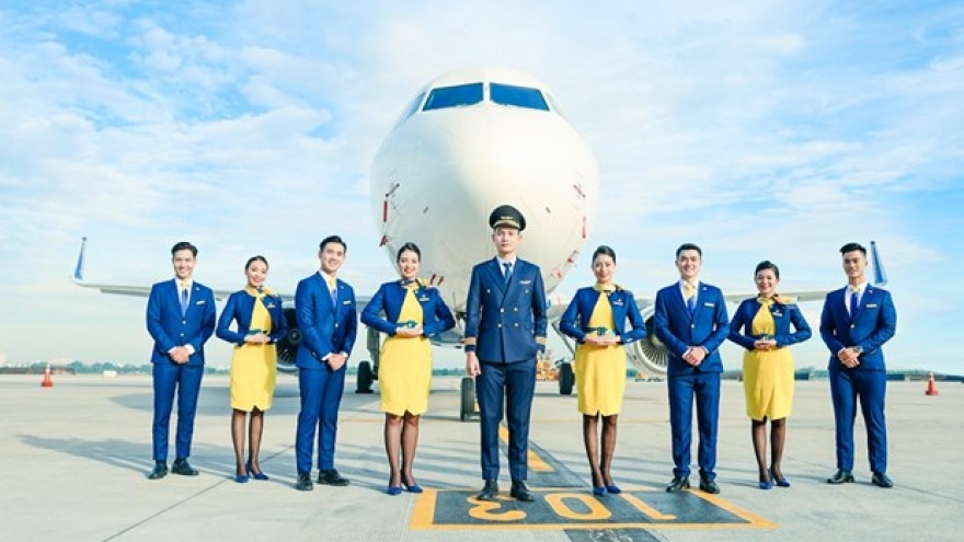 Vietravel Airlines announces uniforms, IATA symbol