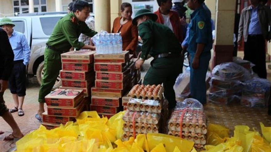 Vietnam receives US$25 million of international aid for central flood victims