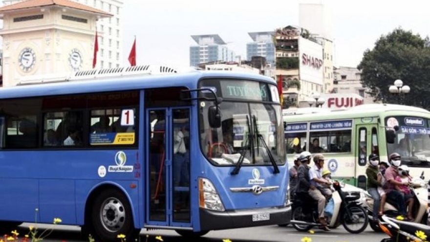 HCM City to open five electric-bus routes for 2-year trial run