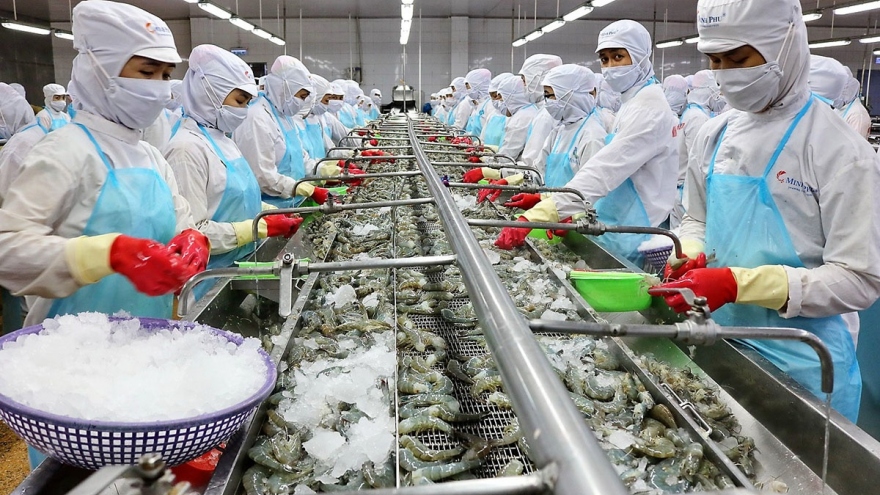 Shrimp exporters eye over US$4 billion in export in 2021 