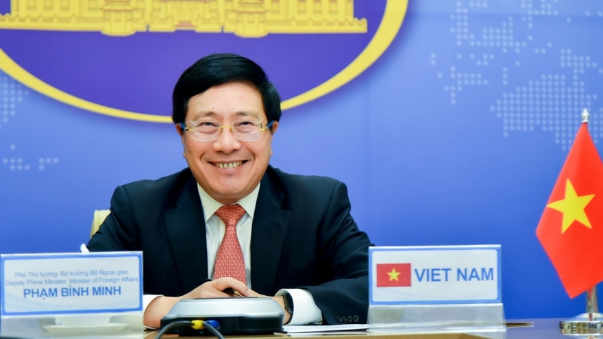 Vietnam calls for effective vaccination campaign against COVID-19 globally