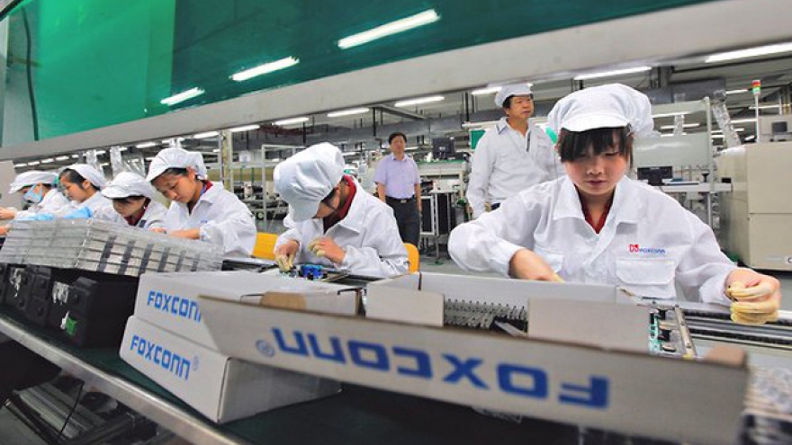 Foxconn recruits thousands of workers in Bac Ninh, Bac Giang