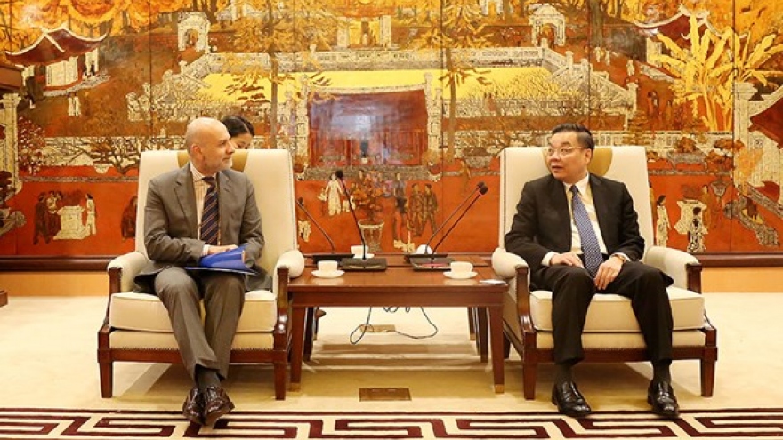 Hanoi aspires to boost co-operative ties with Italian localities 