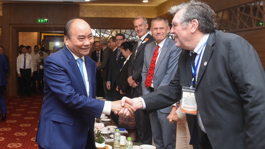 Foreign development partners pledge to address climate change in Vietnam 