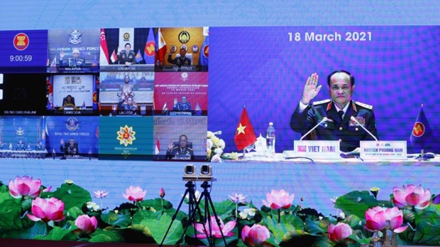 Vietnam joins ASEAN Chiefs of Defence Forces’ Meeting