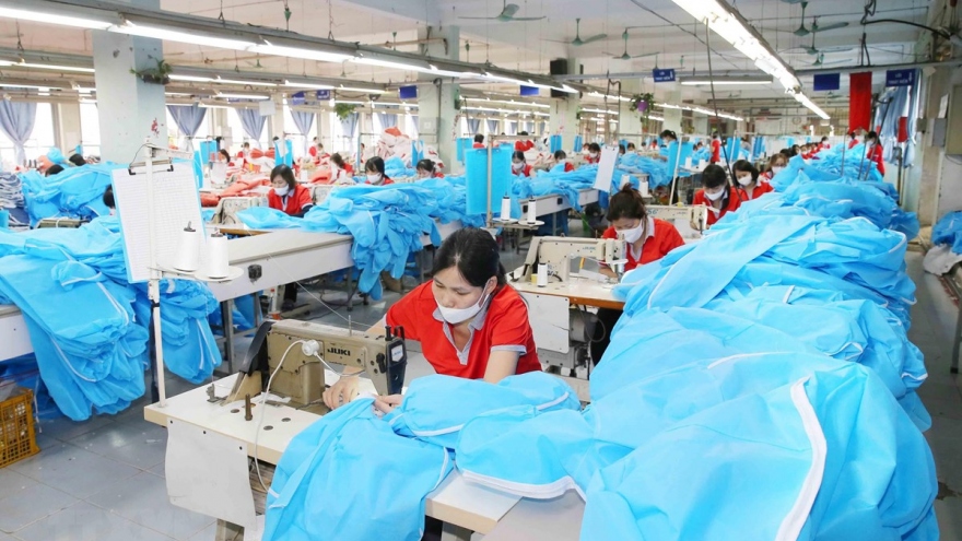 Forbes: Vietnamese textile industry remains stable amid COVID-19