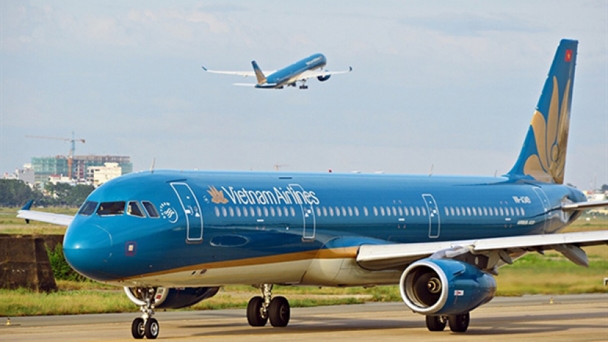 Vietnam Airlines resumes international commercial flights