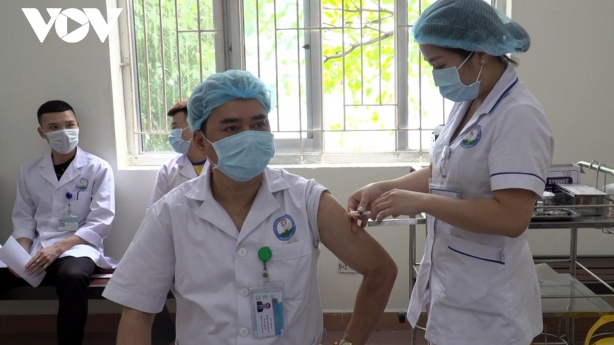 Binh Duong considers purchase of over three million COVID-19 vaccine doses