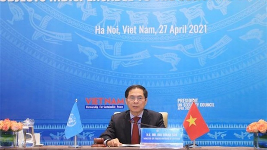 Vietnam chairs UNSC open debate on survival of civilian population