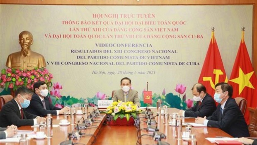 Vietnam wants to deepen ties with Cuban, Russian Parties