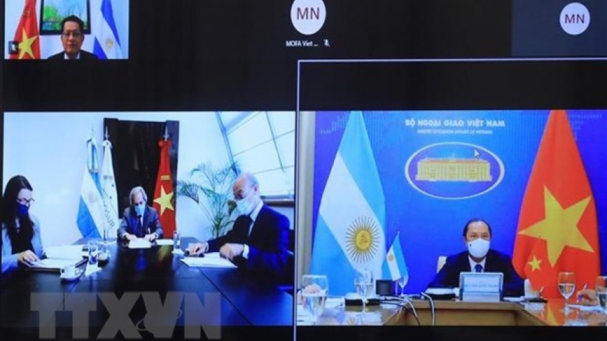 Vietnamese, Argentinian diplomats talk ways to reinforce bilateral ties