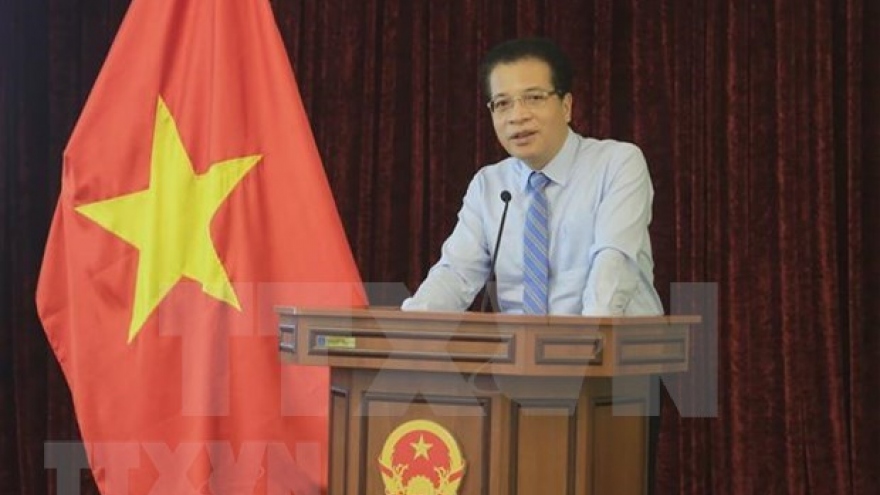 Vietnamese embassy in Russia shares difficulties journalists facing during COVID-19