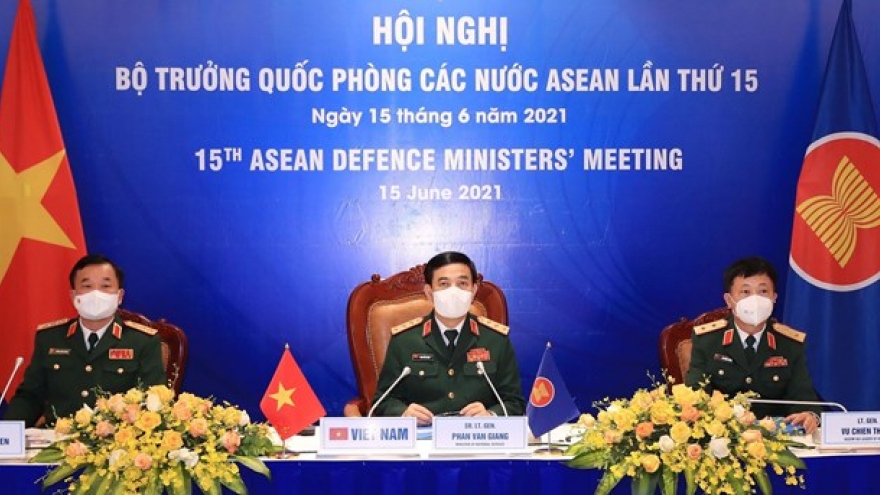 Vietnam attends 15th ASEAN Defence Ministers’ Meeting
