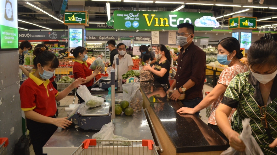 Hanoi ensures supply of essential goods amid COVID-19 threat