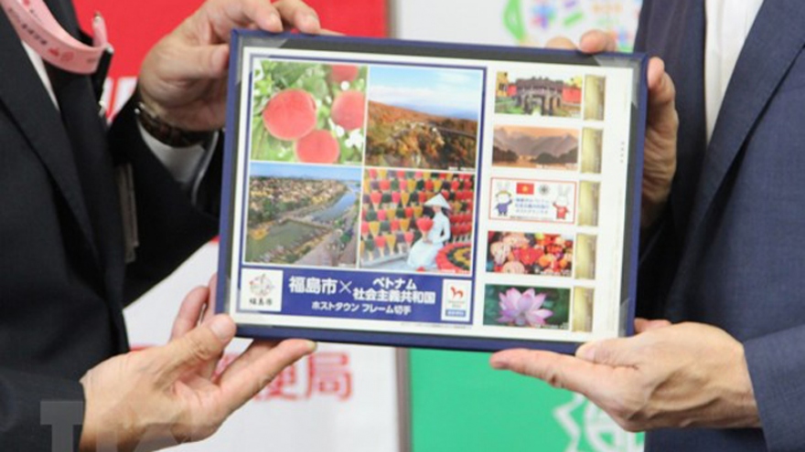 Japan unveils Vietnamese stamps ahead of Olympics opening ceremony
