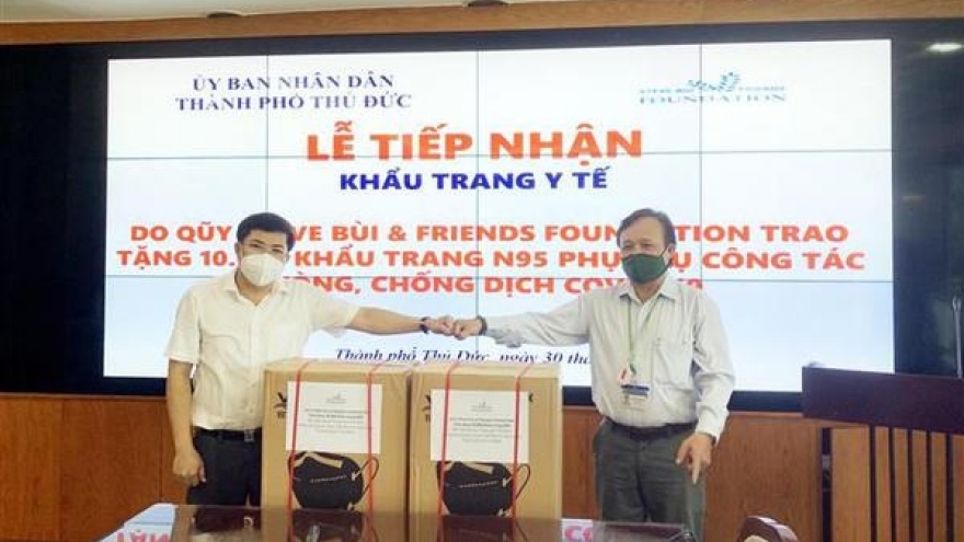 Vietnamese community abroad supports HCM City's COVID-19 fight