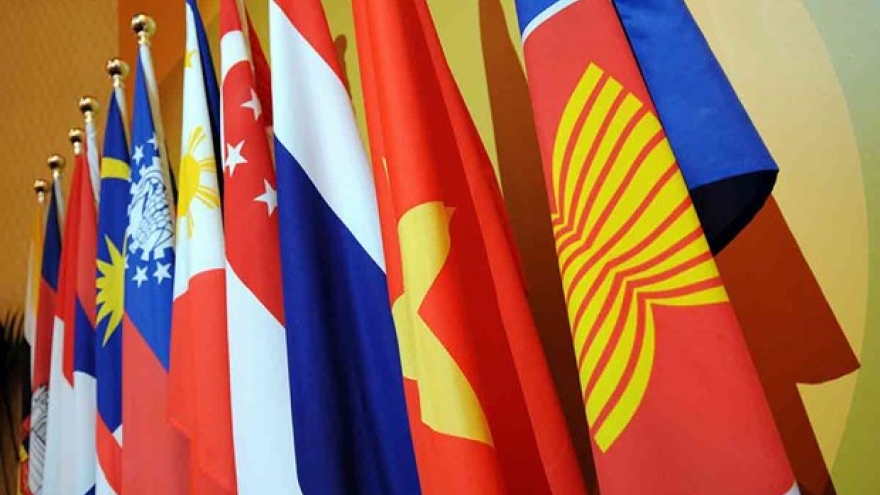 ASEAN Foreign Ministers meet to address challenges