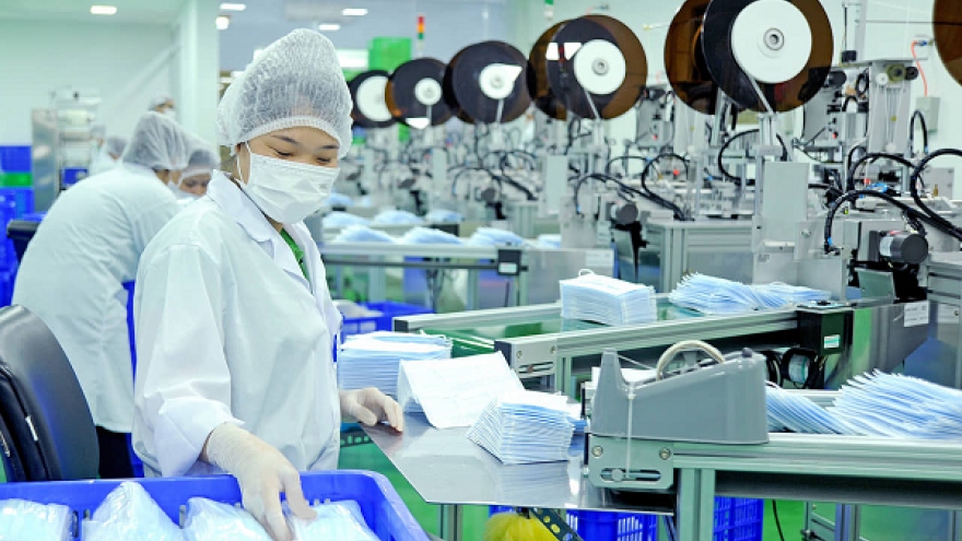 Vietnam exports over 305.6 mln medical masks in eight months