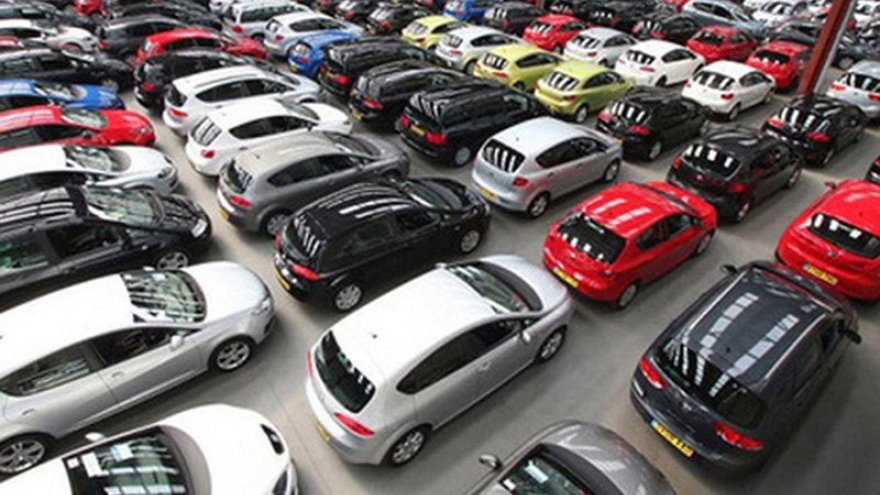 Tens of thousands of cars unsold, factories may have to stop production