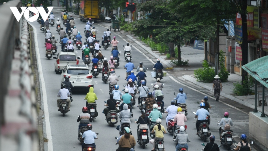 Hanoi eases social distancing from September 21