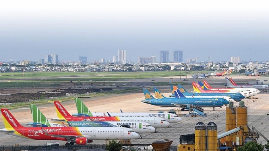 Gov’t okays resumption of domestic air routes