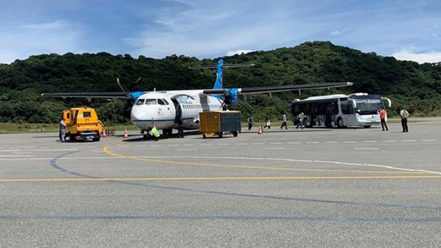 Vietnam Airlines operates first flight to Con Dao after social distancing period