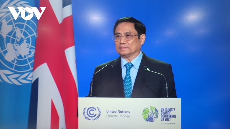 Vietnam set to take stronger emission reduction measures, PM Chinh says