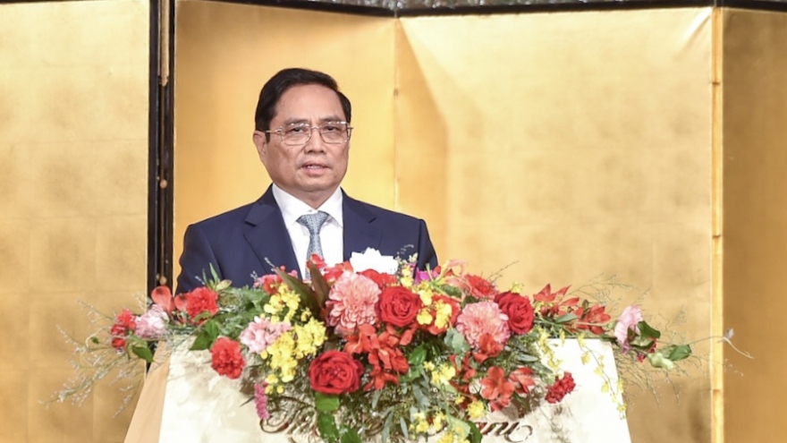 PM delivers win-win message at Vietnam-Japan business forum