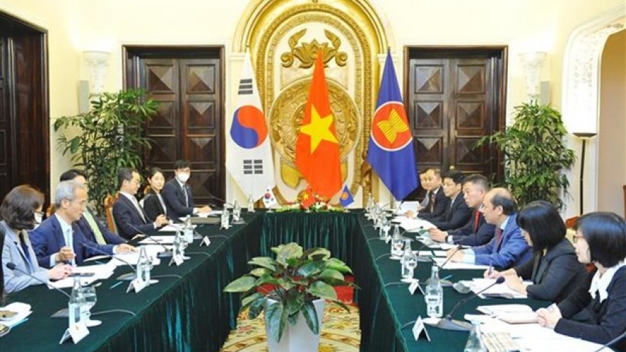 Vietnam, RoK hold consultation on ASEAN-RoK relationship coordination