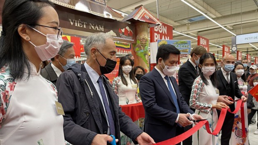 Vietnamese consumer goods introduced in France