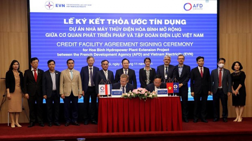AFD provides loan of EUR70 million for expanded Hoa Binh hydropower plant project