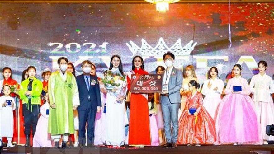 Vietnam-RoK fashion exchange celebrates diplomatic ties