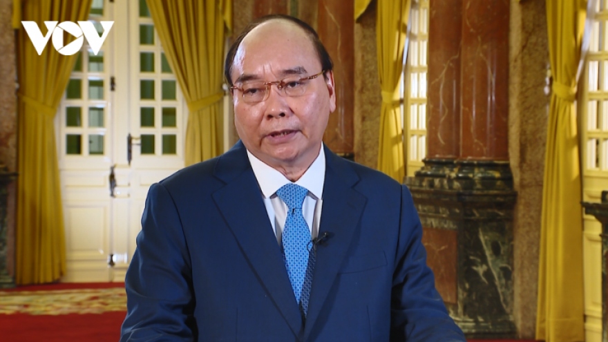 President Phuc pushes for APEC economies to invest in green growth 