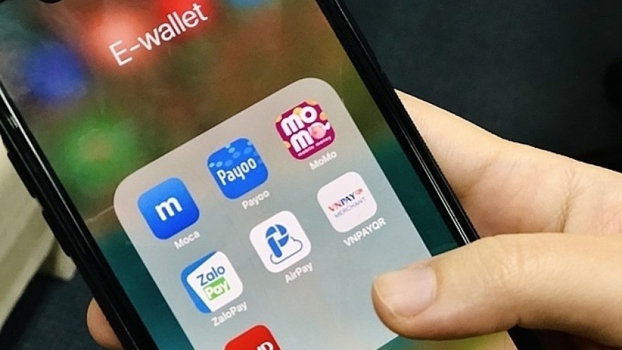 Vietnam sees boom in e-wallet market